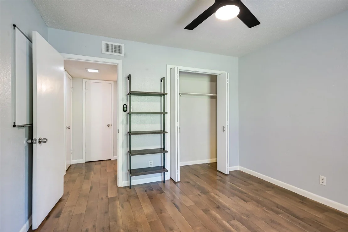 Photo of Unit 32 at 2425 Ashdale DR