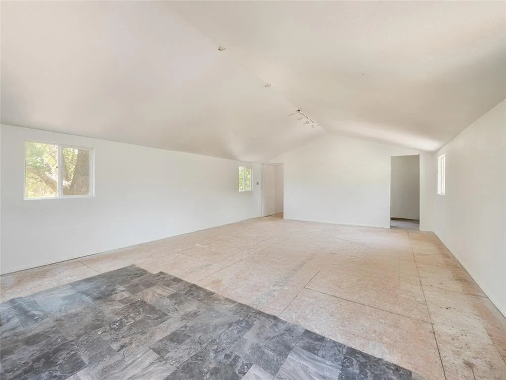 Photo of 368 Riddle RD