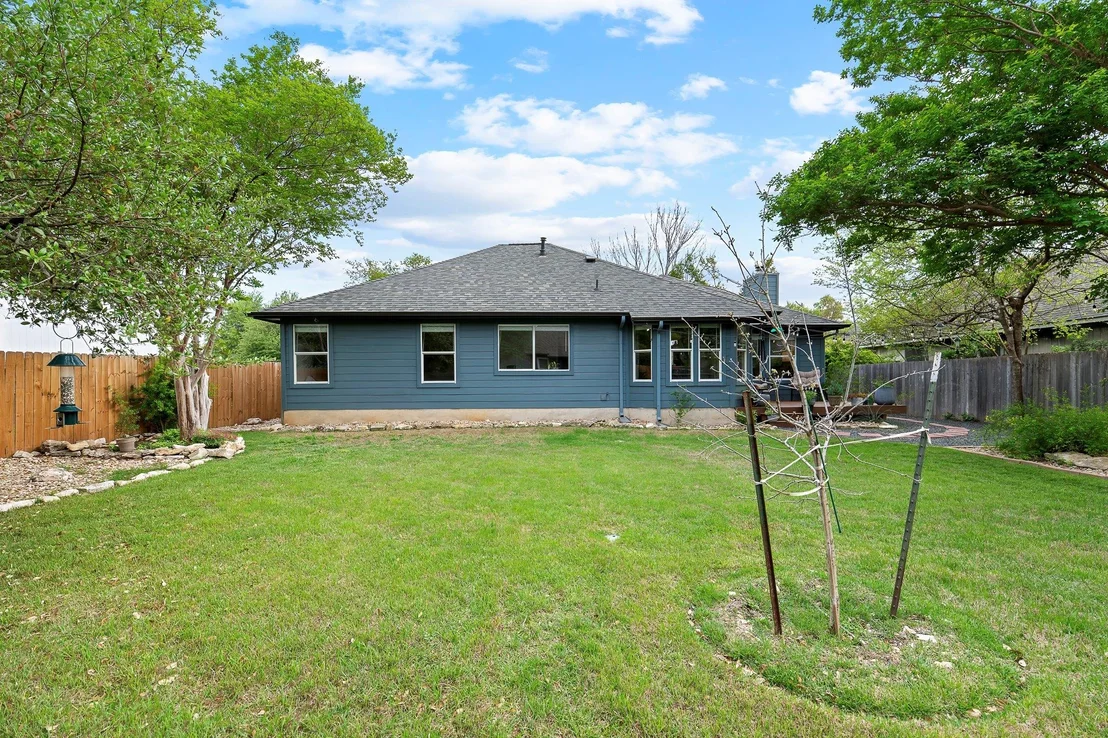 Photo of 1908 Oak Hollow DR