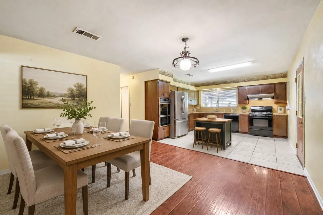 Photo of 5001 Creekline DR