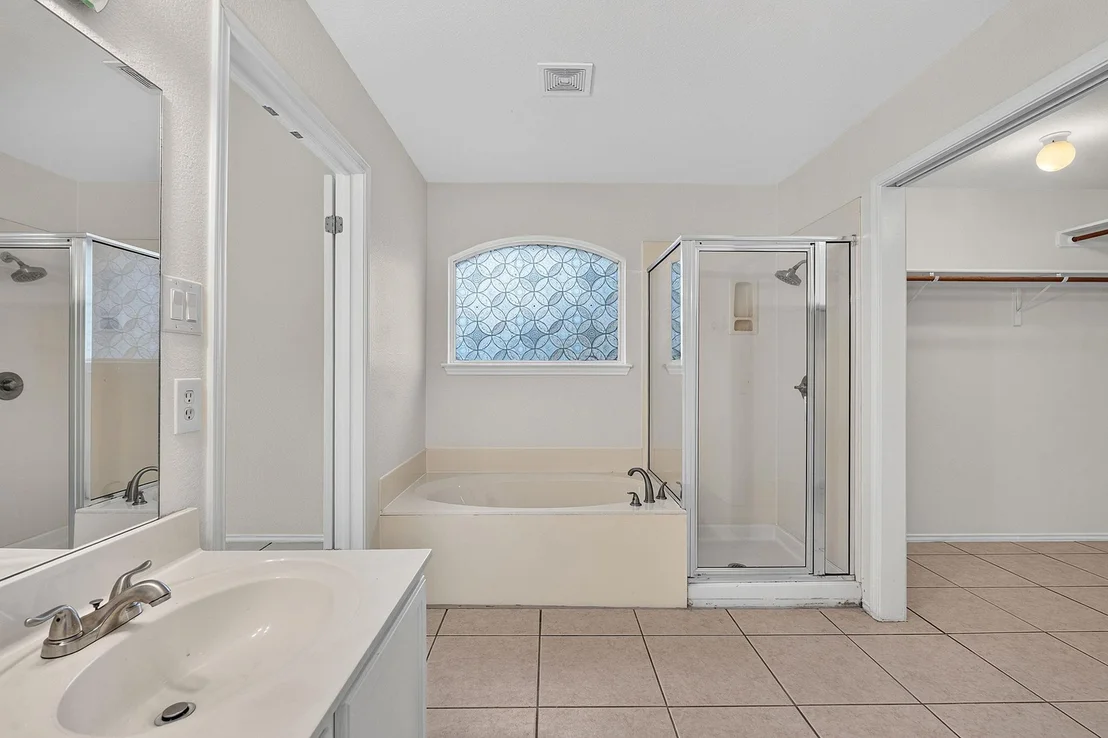 Photo of 6901 Bancroft Woods DR