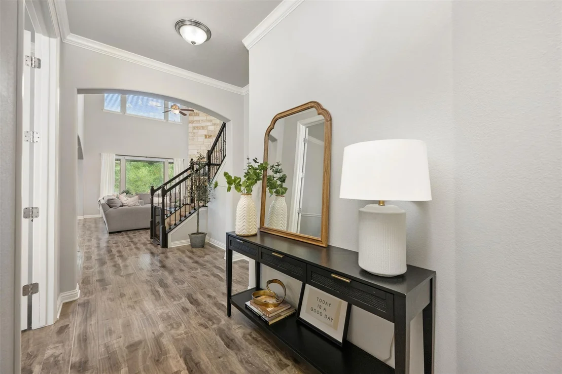 Photo of 1928 Bold Sundown DR