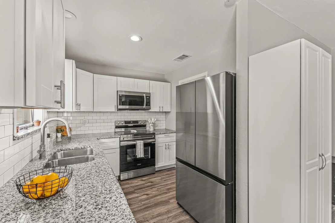 Photo of 1302 Phyllis DR