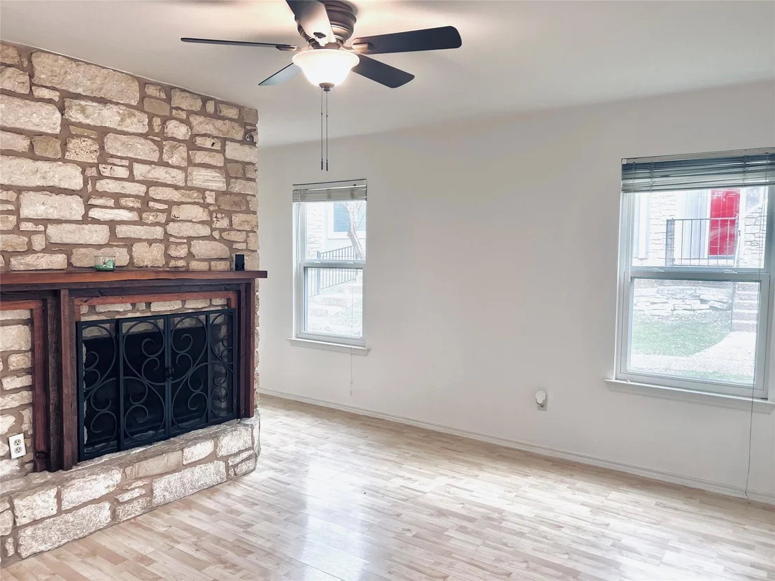 Photo of 1714 Timber Ridge RD