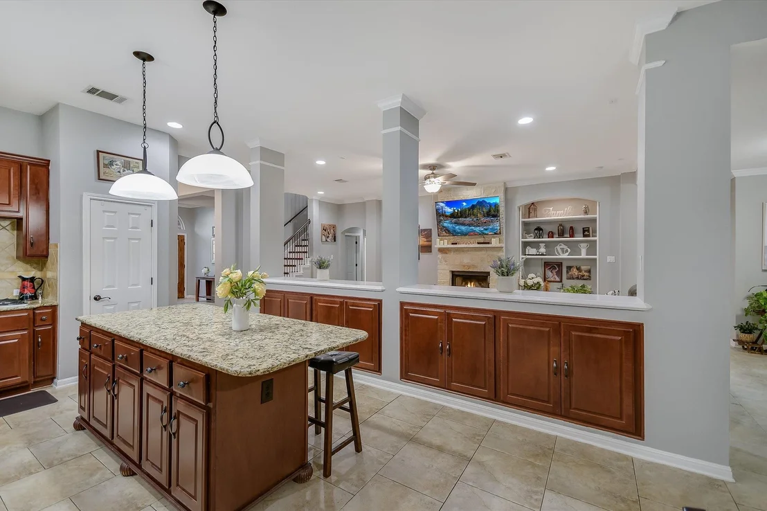 Photo of 300 Wesley Ridge DR