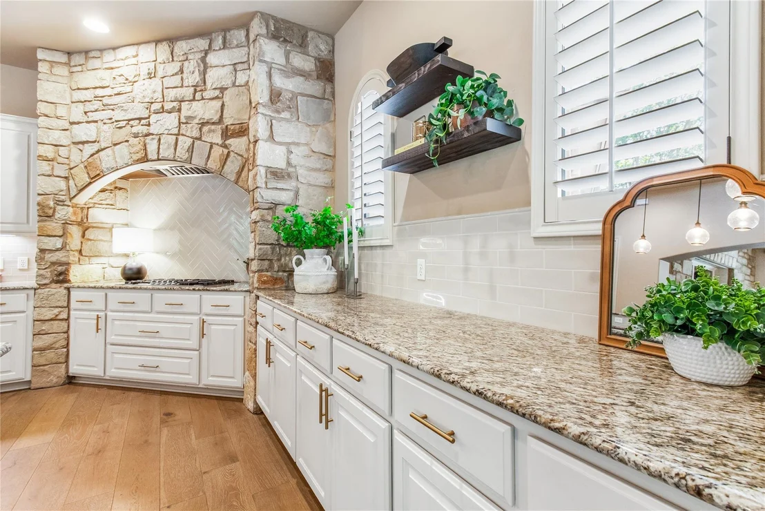 Photo of 705 Cliffside Cove