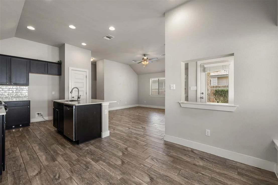 Photo of 118 Trailstone DR