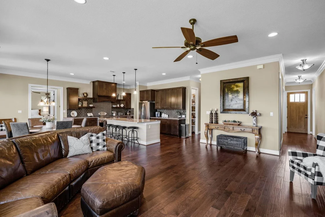Photo of 108 Willow Hill DR