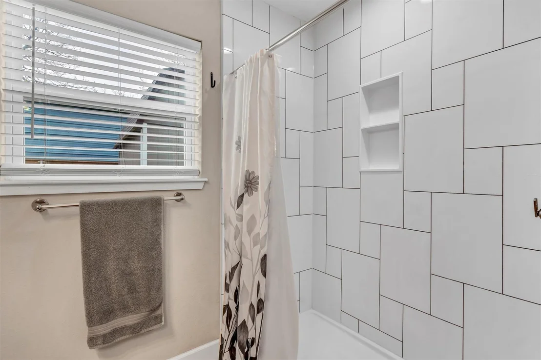 Photo of 1701 Davis ST