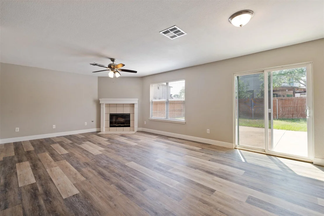 Photo of 1809 Vanderhill CV