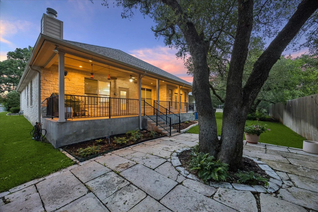 Photo of 300 Brazos DR