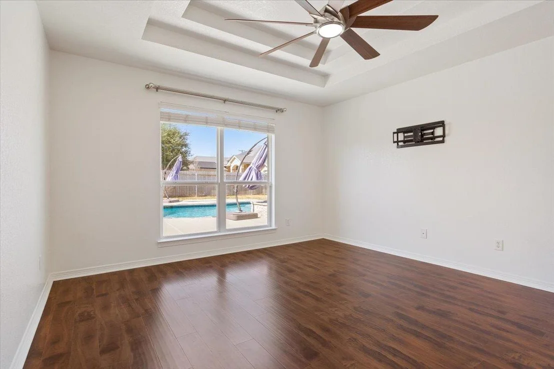 Photo of 5128 Duke DR