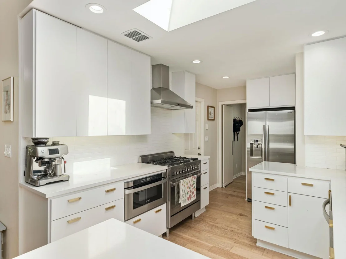 Photo of 5905 Marilyn DR