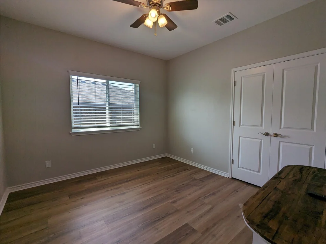 Photo of 12 Samac LN