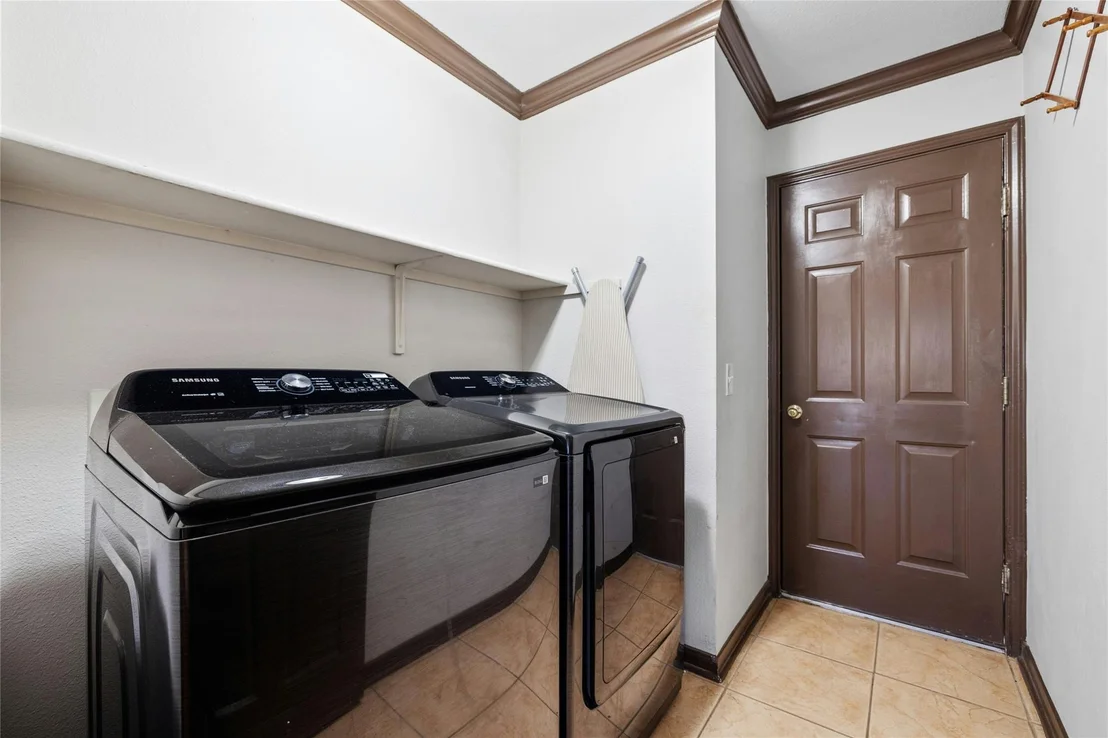 Photo of 100 Hickory Tree DR