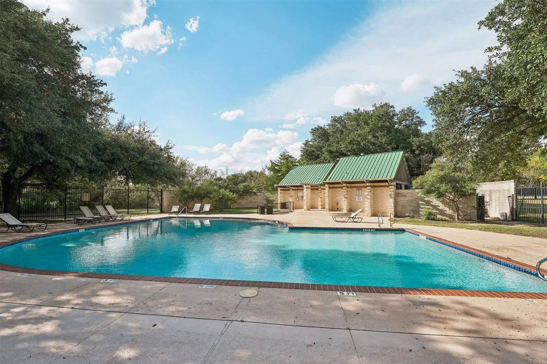Photo of 1110 Blue Fox DR