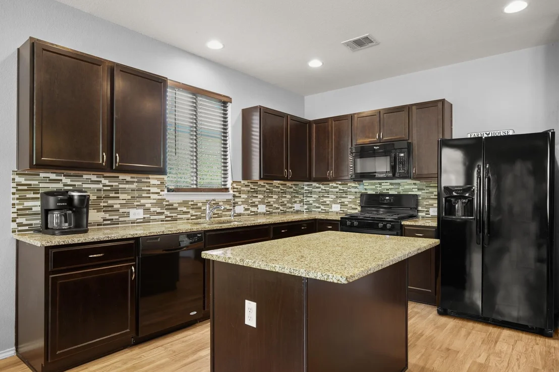 Photo of 15204 Guffey DR