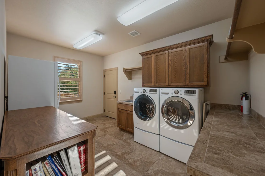 Photo of 204 Overlook CT