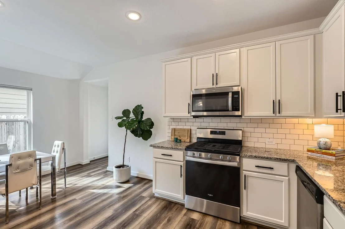 Photo of 148 Earl Keen ST