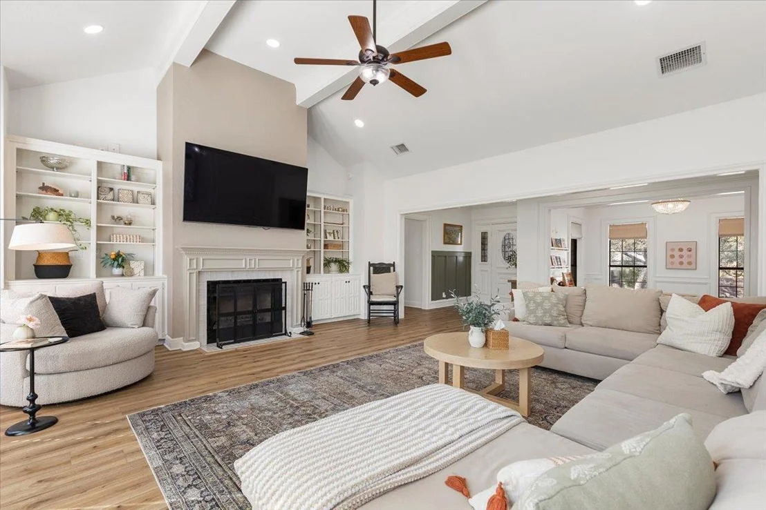 Photo of 10301 Pickfair DR