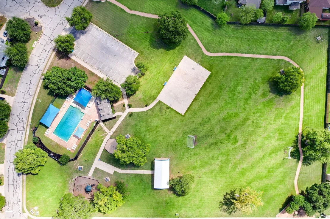 Photo of 1903 Mir Woods DR