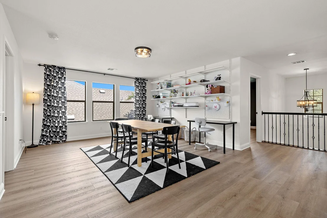 Photo of 805 Walsh Hill TRL
