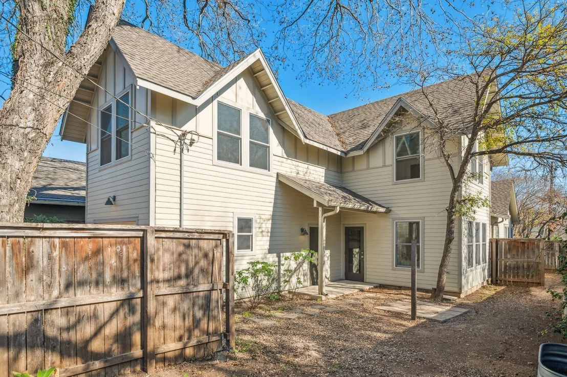 Photo of 4008 Duval ST