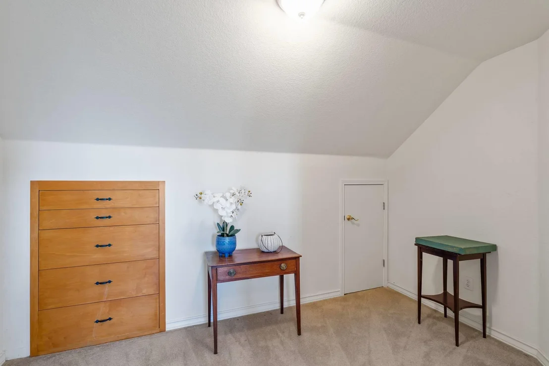 Photo of 8101 Breeze WAY
