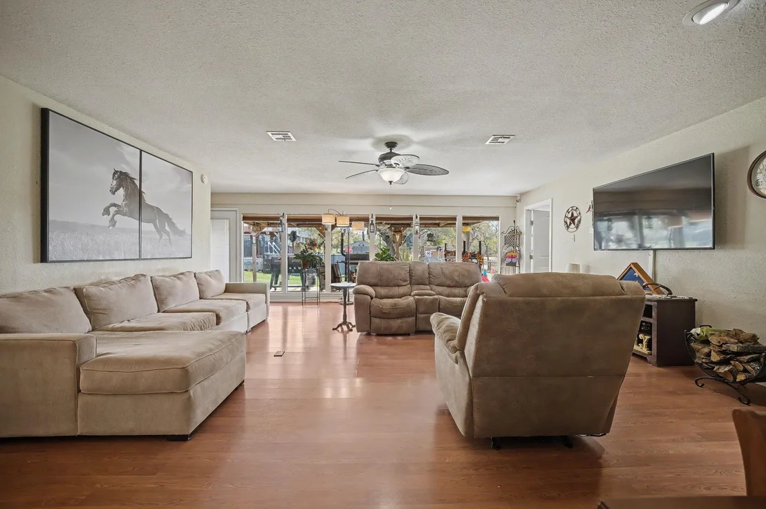 Photo of 103 Oak Ridge CIR