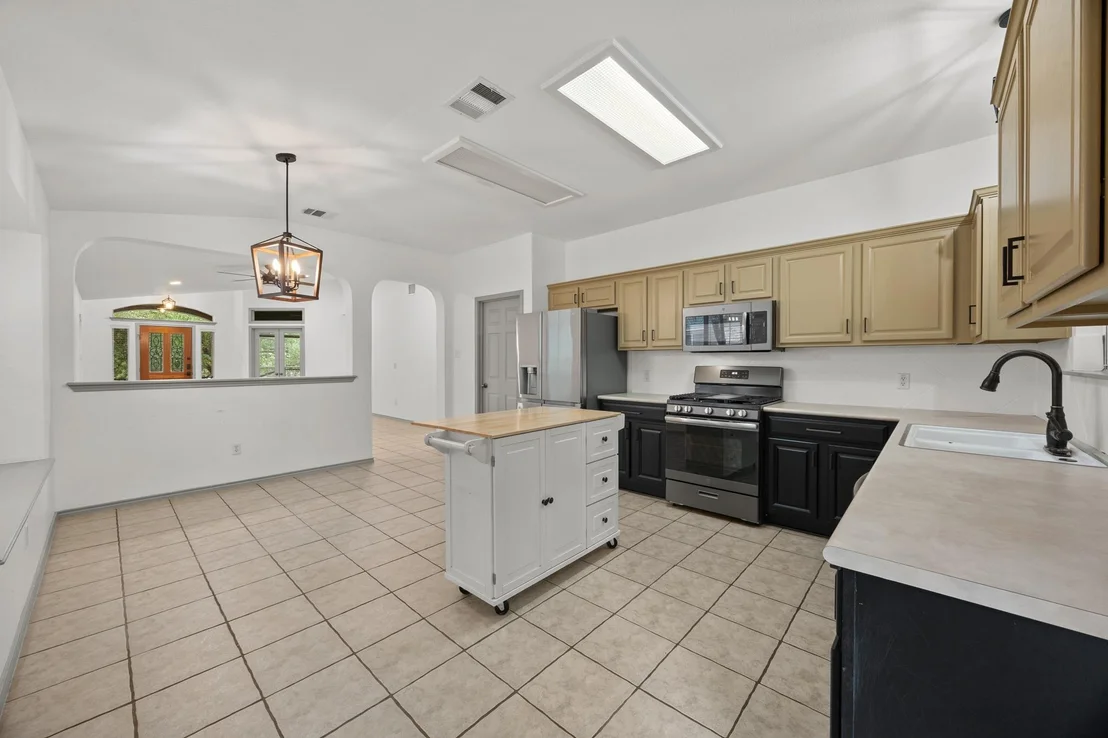 Photo of 16505 Castletroy DR