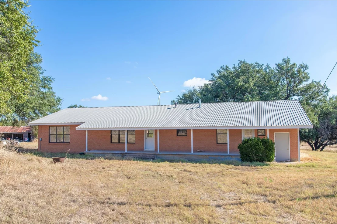 Photo of 490 County Road 332