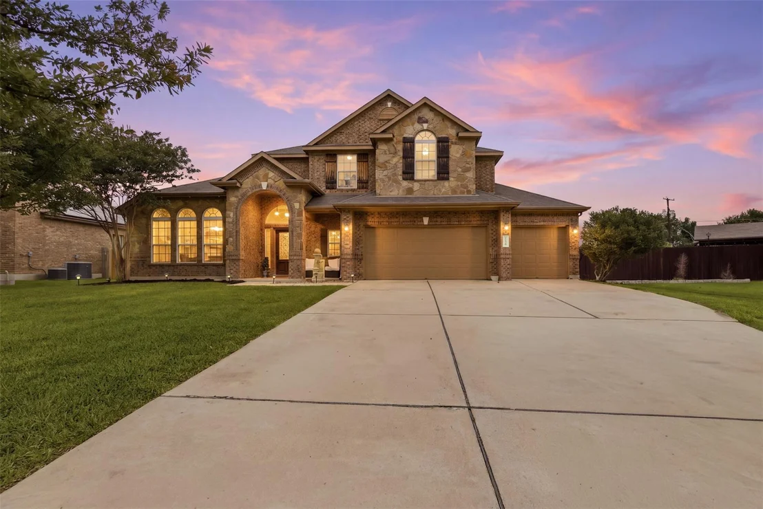 Photo of 1126 Enclave WAY