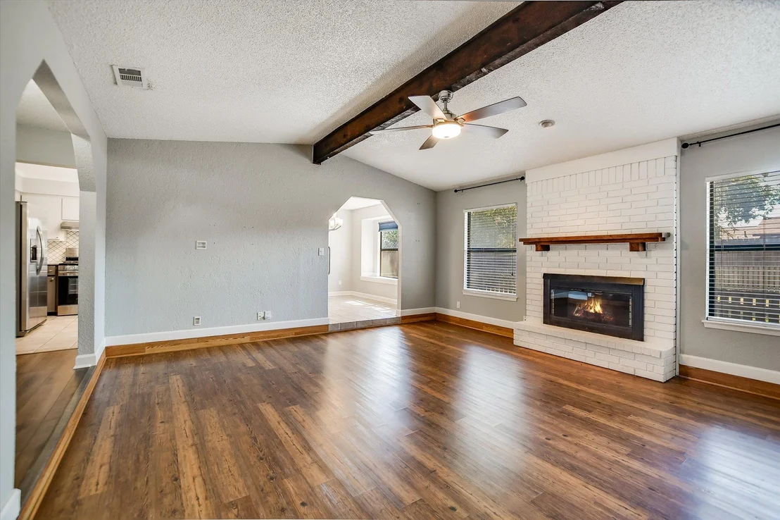Photo of 703 Windsor RD