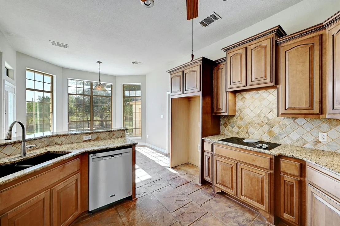 Photo of 1300 Little Bear RD