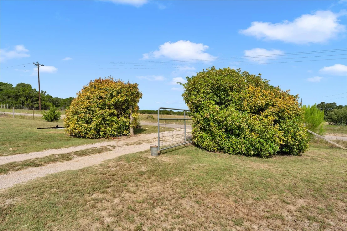 Photo of 351 County Road 326