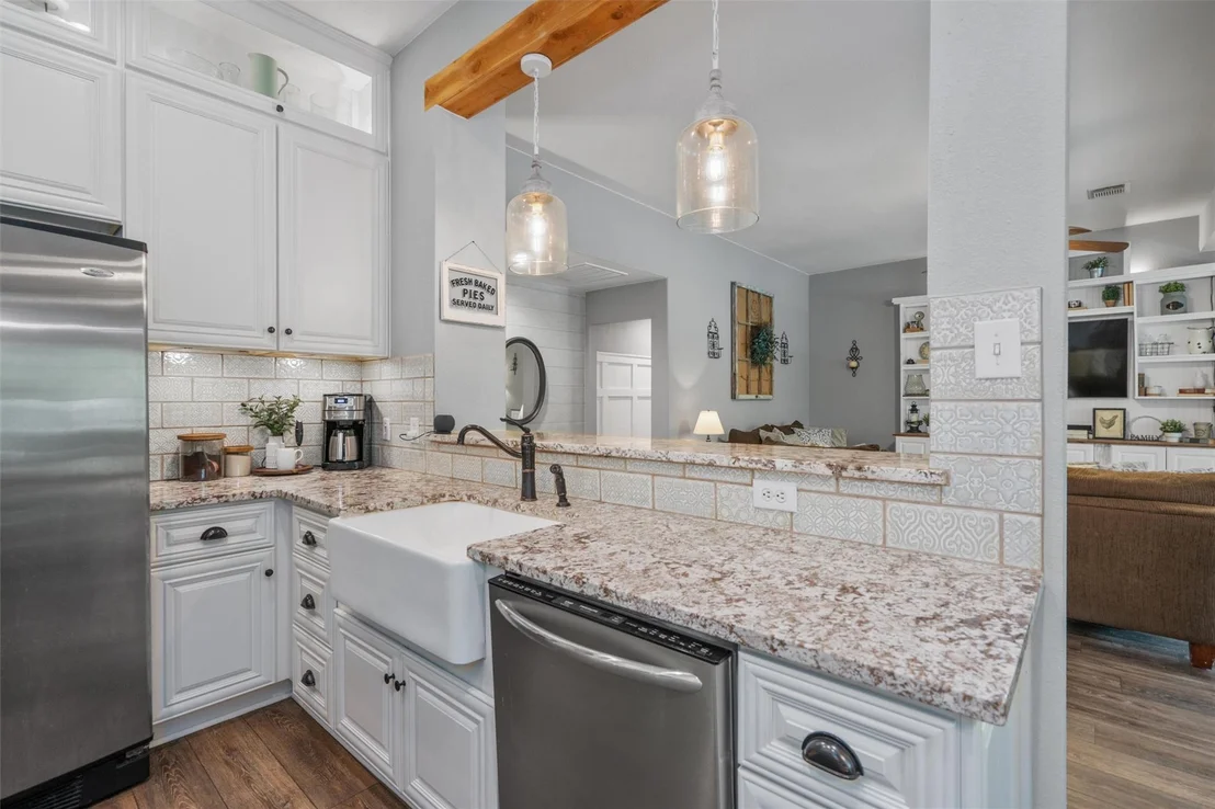 Photo of 117 Signal Hill DR