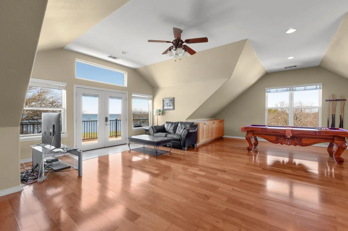 Photo of 101 Kelly Emeralds RD