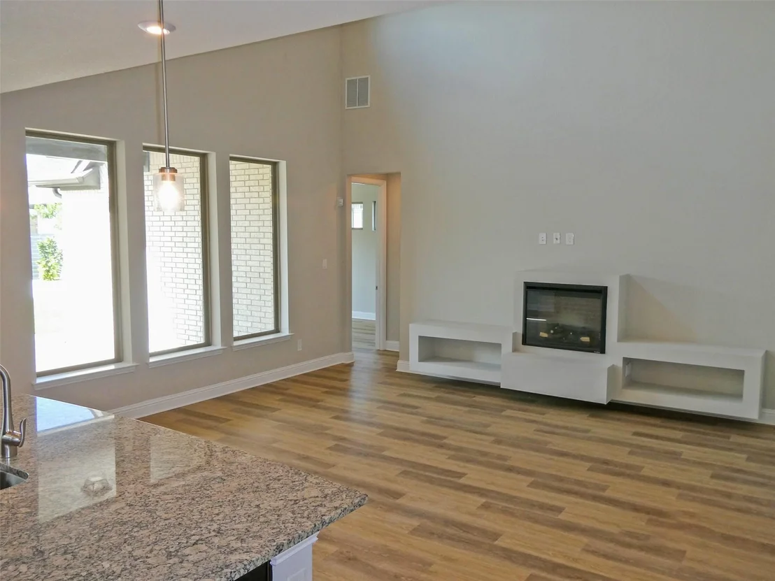 Photo of 1017 HIGHCREST