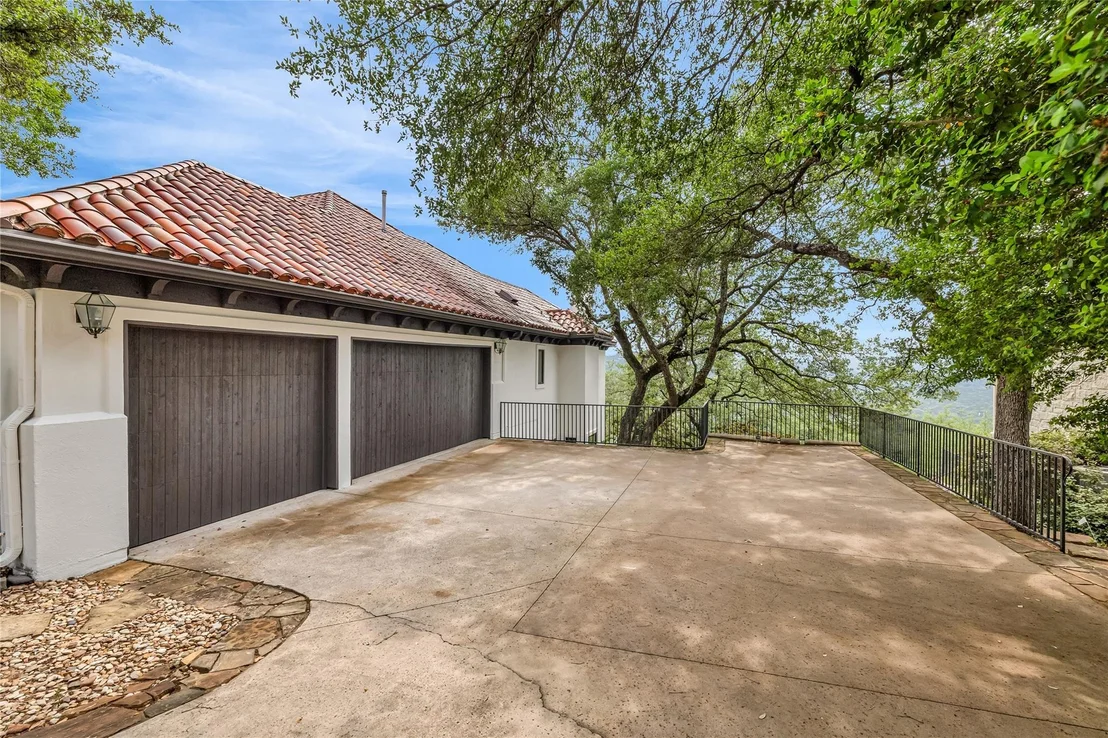 Photo of 1710 Mount Larson RD