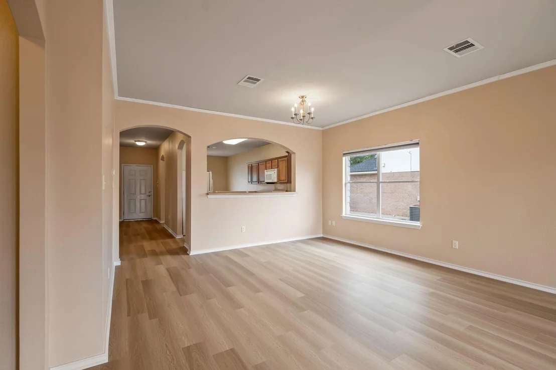 Photo of 248 Amber Oak DR