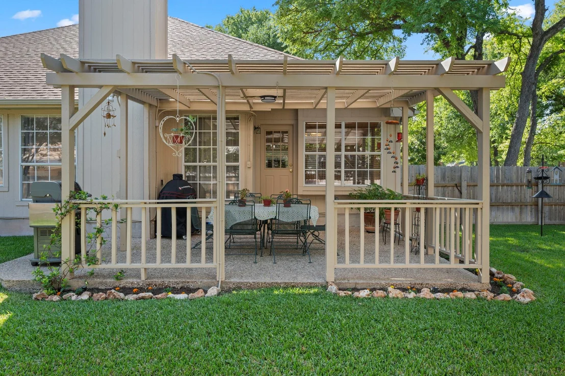 Photo of 803 Oak Park DR
