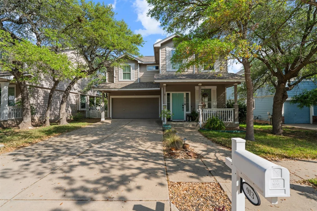 Photo of 913 Bogart RD