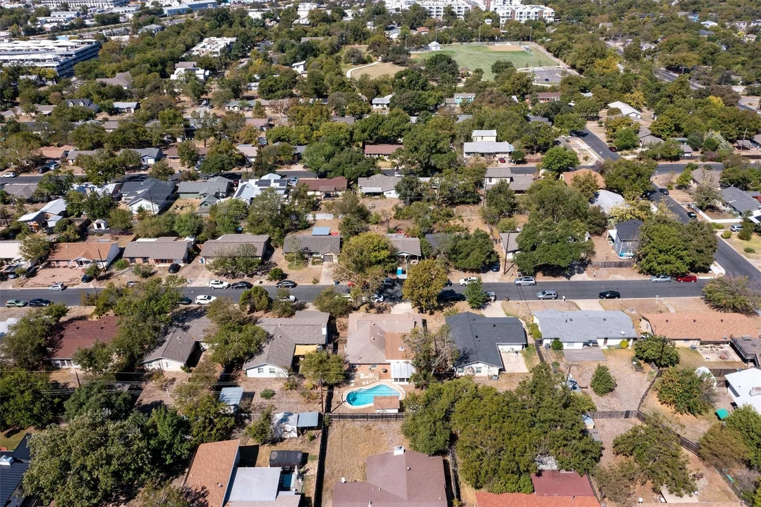Photo of 7009 Miranda DR