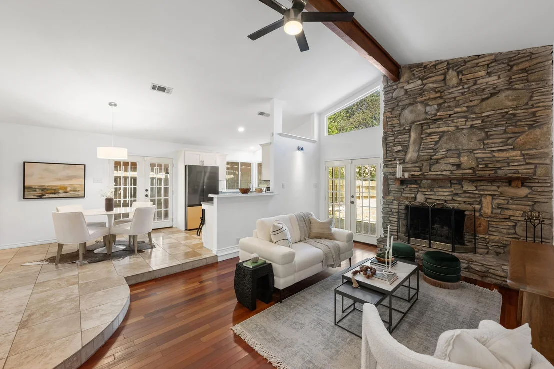 Photo of 900 Austin Highlands BLVD