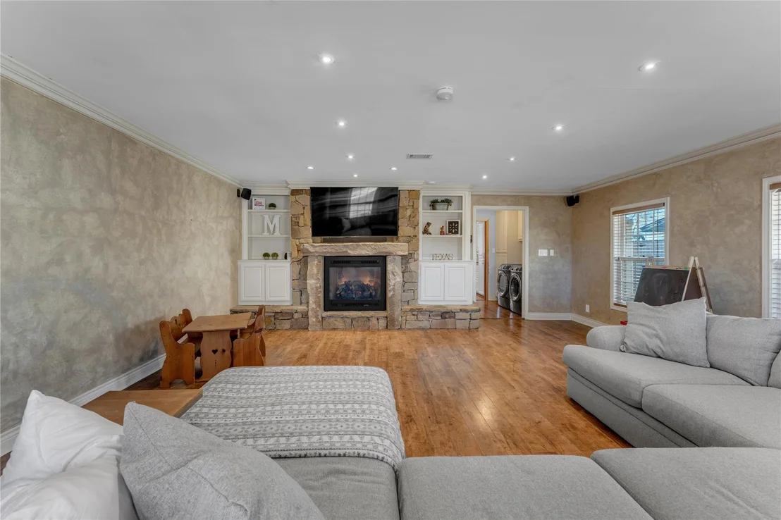 Photo of 213 Corder LN