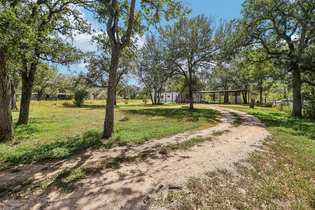 Photo of 716 W County Road 109 RD