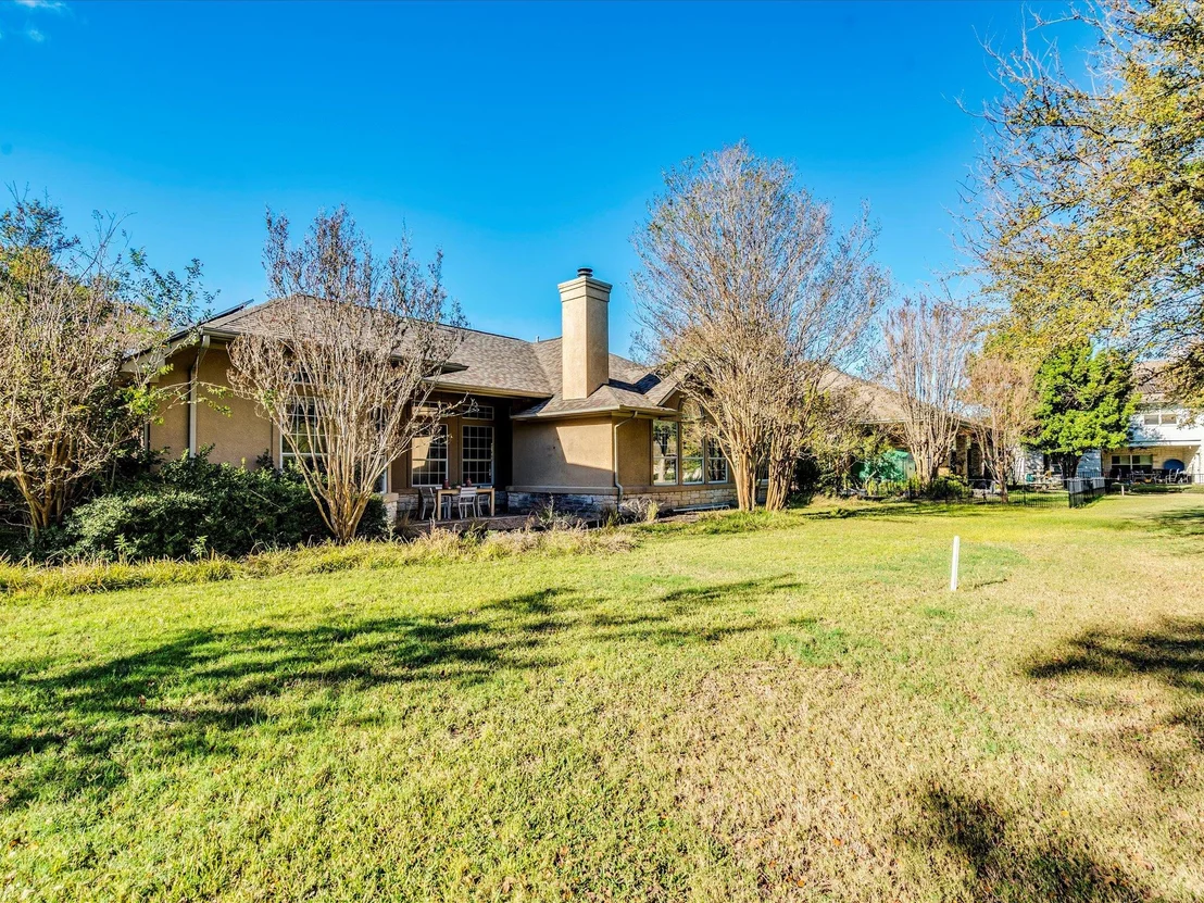 Photo of 10609 River Plantation DR