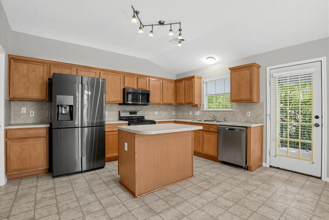 Photo of 1417 Sweet Leaf LN