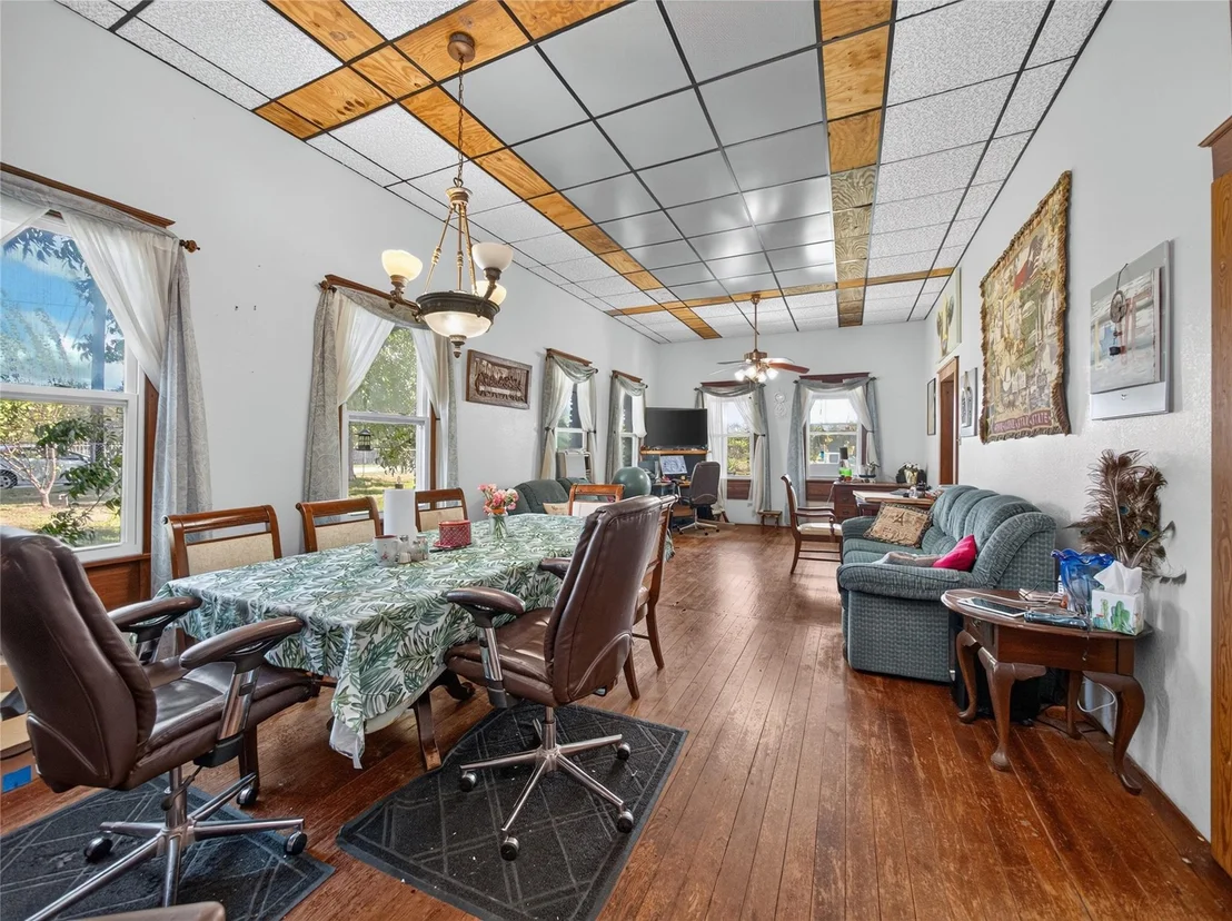 Photo of 7866 County Road 404