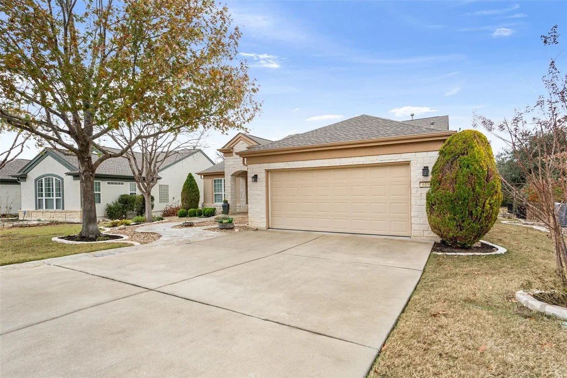Photo of 619 Breezeway LN